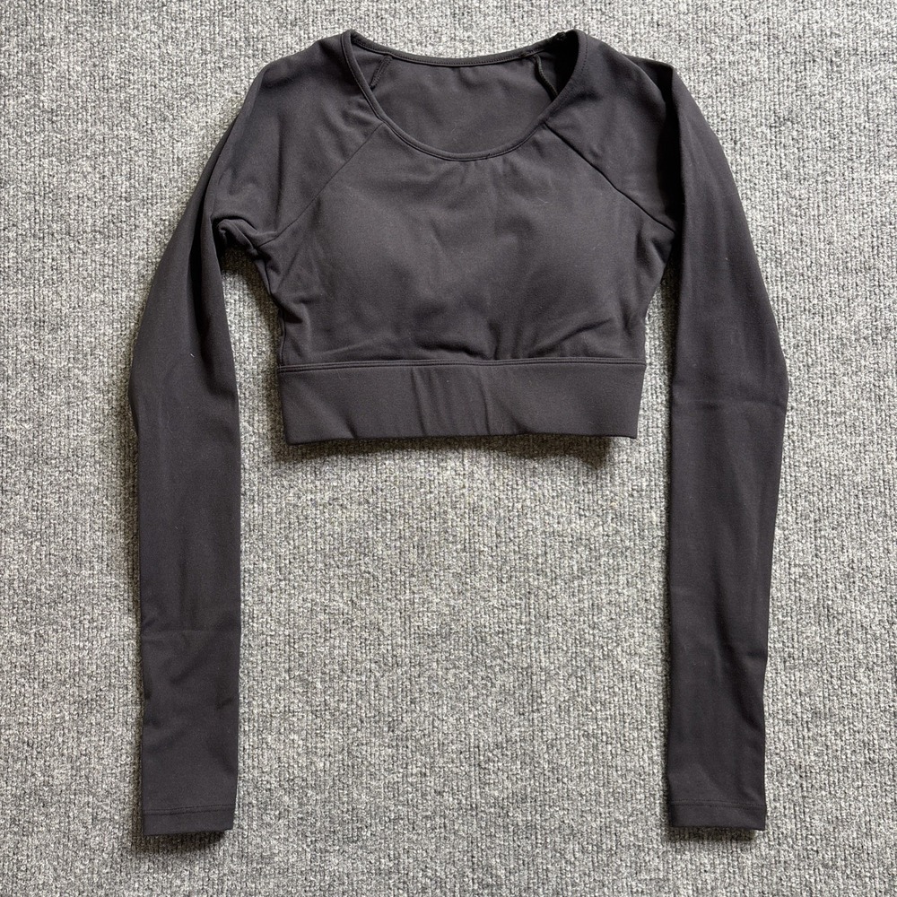 ACTA Wear Long Sleeve Crop Top Women's Size XS Thumbholes Black